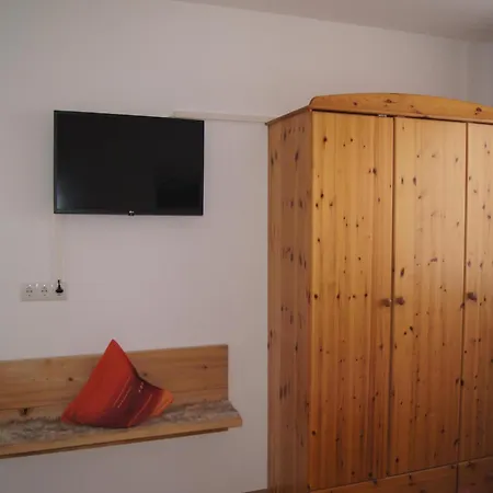 Apartment Near Area, Cleaning Included *